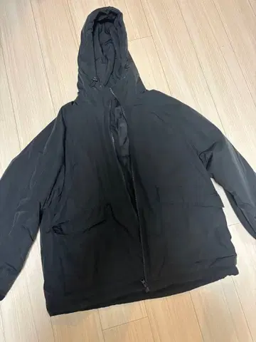 타케오 키쿠치 블랙 후드 부착 다운 자켓