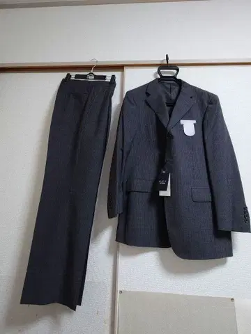 [ 새상품 ] a.v.v HOMME AB5 5만 8000엔 다크 그레이