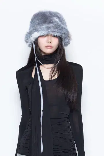 THE RED THREAD S haute fur hat gray mix