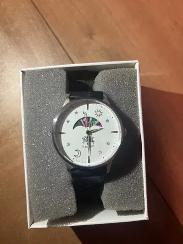 IL BISONTE (일비종떼) 손목시계 가죽 주머니 포함