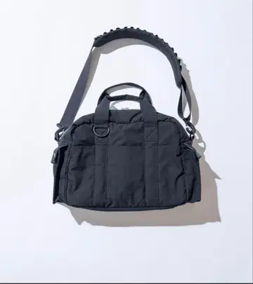 Nanmo. 3 레이어 립스탑 숄더백