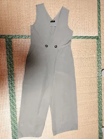 라지엠 살로펫 오버롤 카키 버튼 깊은 V넥