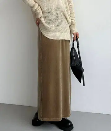 [callautia] 벨로아 롱 I 라인 스커트 그레이쉬 베이지 L