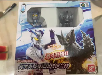 중국 한정판 울트라맨 소프트 비닐 피규어 세트 타이런트 루나 제로