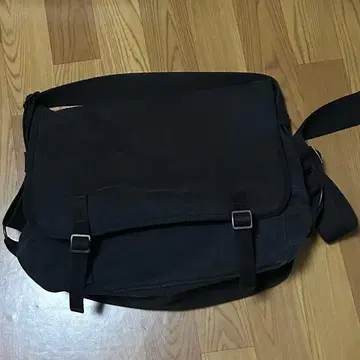 슬로우 프렌치 아미 숄더백