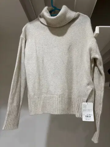 나노 유니버스 사이드 슬릿 폭스 니트 미사용 새상품