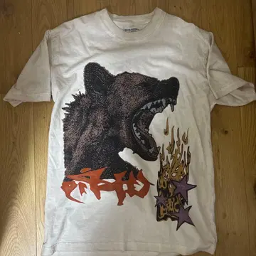 트래비스 스캇 투어 굿즈 T셔츠 M 사이즈