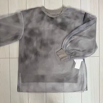 [ 미사용 새상품 ] HARE 그레이 긴팔 상의 F 사이즈