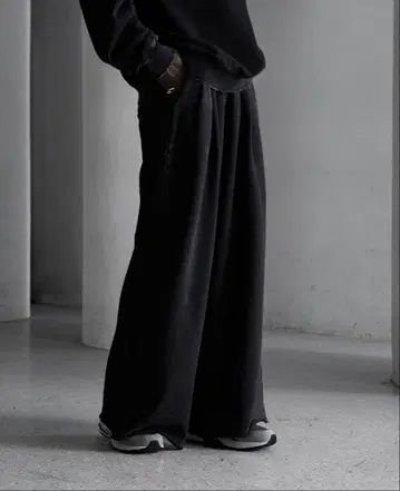 CALLNE 2턱 스웨트 팬츠 (블랙)