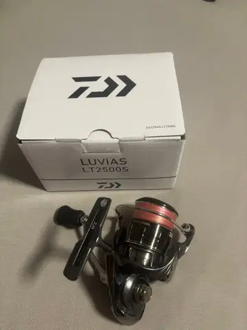 컨디션 최상 다이와 24 루비아스 LT2500S