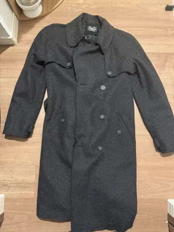 돌체앤가바나 코트(사이즈 44)