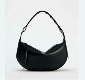 [ 새상품급 ] ZARA 오벌 백 블랙