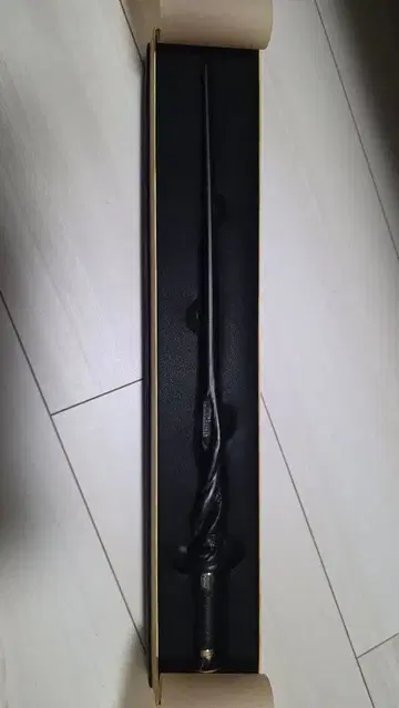 신비한 동물사전: 던블도어의 지팡이 노블 컬렉션