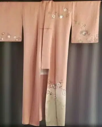 [ 호몬기 ] 꽃무늬 자수 오미야마이, 시치고산, 졸업식 등에!!