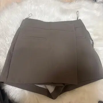 ZARA 비대칭 스코트 브라운