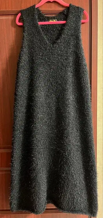 드로어 라메 샤기 니트 슬리브리스 원피스 드로어 스커트