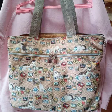 맨해트너즈 고양이 프린트 숄더백