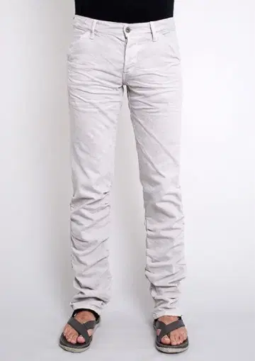 ripvanwinkle 립 스트레이트 개더 청바지