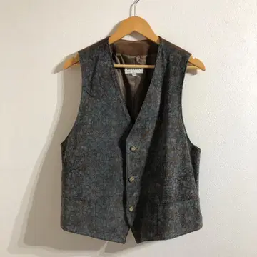 VISCONTY 베스트 M 사이즈