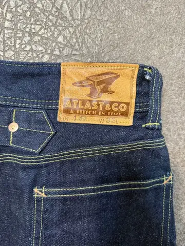 AT LAST & CO 인디고 데님 팬츠