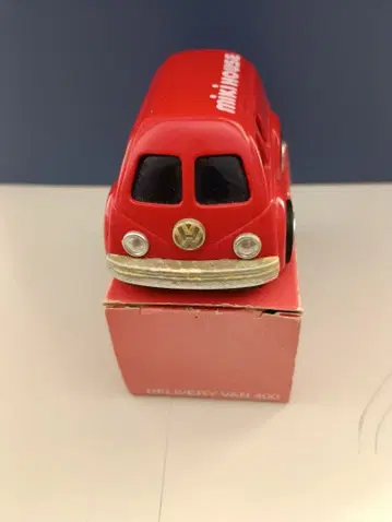 미키 하우스 딜리버리 밴 400 빨간색