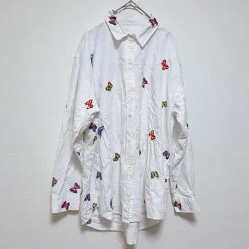1점만 화이트 셔츠 긴팔 자수 나비 귀여운 컬러풀 카라 부착