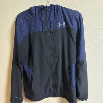 언더아머 방수 후드 자켓