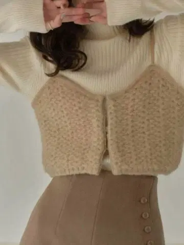 eaphi warm knit bustier