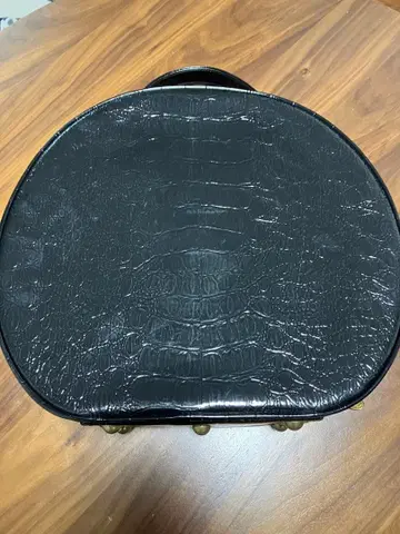 새상품급 샹델 코르도베스 케이스 플라멩코 모자 의상 케이스 악어 무늬