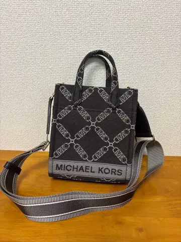 MICHAEL KORS 숄더백 브라운