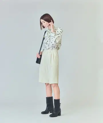 그레이스 콘티넨탈 울 트윌 하프 팬츠