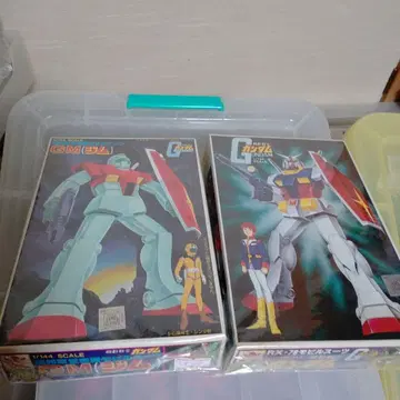 GM (헬스장)와 RX-78-2 건담 프라모델 세트