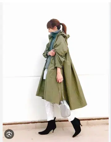 엠마 테일러 발수 가공 플레어 마운틴 파카 퍼 라이너