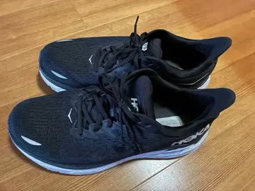 호카 클리프톤 8 러닝화 블랙