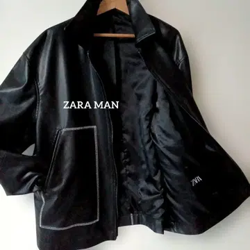 (새상품급 & 완판템) ZARA 블랙 인조 가죽 스티치 자켓 집업