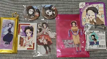 귀멸의 칼날 코쵸우 시노부 8점