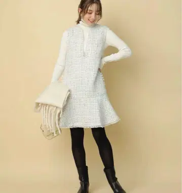 택 포함 새상품 아푸와이저 리셰 트위드 페플럼 미니 원피스