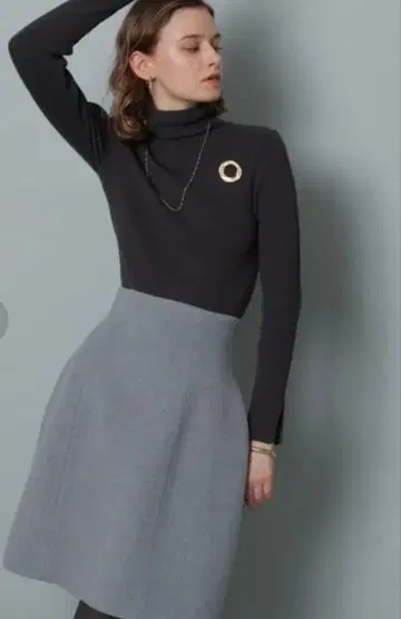 카듀네 코쿤 미니 스커트 그레이 M