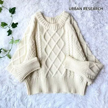 URBAN RESEARCH 긴팔 니트 화이트 케이블 짜임 울 혼방 아란