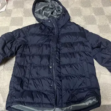 UNIQLO 네이비 후드 부착 다운 자켓