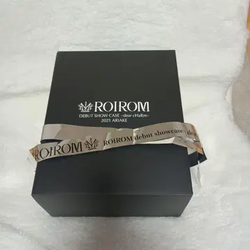 ROIROM 로이로무 응원봉 debut showcase