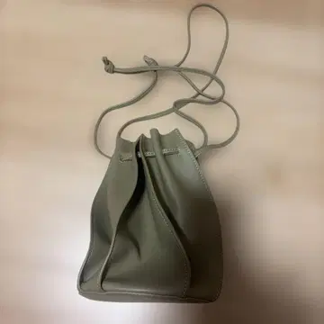 fray id 그린 숄더백