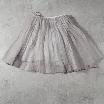 [ 새상품급 ] MACPHEE 맥피 실크튤 플레어 스커트 34 S