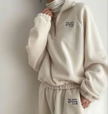 캐널진 'Santacruz Club' 자수 플리스