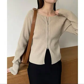 카프리슈 마쥬 2WAY 지퍼 니트