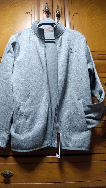 택 포함 새상품! 올해 구매 CATHAS! 포근하고 따뜻한 플리스 자켓