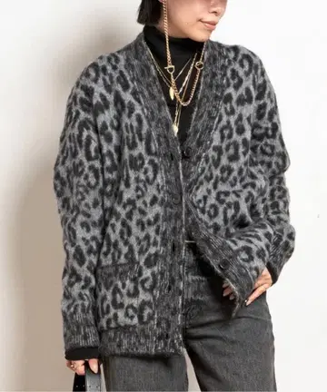 ANINE BING (아닌 빙) 그레이 레오파드 가디건