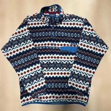 파타고니아 신틸라 스냅T 노르딕 무늬