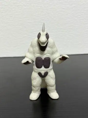 울트라 괴수 시리즈 스노우곤 라이브 사인 포함 500 시리즈 단종