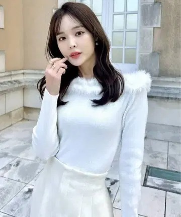 셀포드 페더 프릴 리브 니트 풀오버